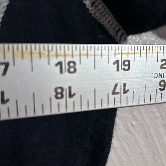 Title Nine Knit Sweater Dress M Extra Fine Merino Wool Blend Gray Black - Picture 7 of 7